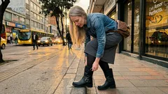 Botas biker de caña media: la tendencia de otoño 2026 que reemplaza a las chunky