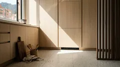 Cómo integrar la nevera al mueble y lograr una cocina minimalista en 2025