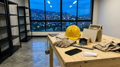 Cómo Mujeres con Oficios está abriendo empleo formal para mujeres en trabajos tradicionalmente masculinos