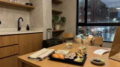 Cómo funciona el rodízio de sushi en Florianópolis: qué incluye y lo que debes revisar antes de pagar